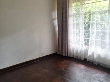 3 Bedroom Flat & Apartment