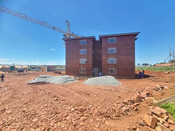 2 Bedroom Flat & Apartment