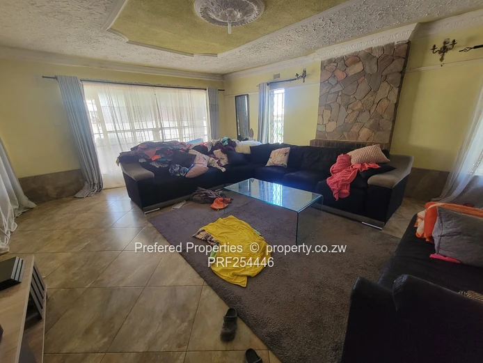 Marimba Park: 4-Bed Walled Home with Verandah (Sole Mandate)