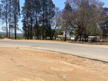 Commercial & Industrial Land