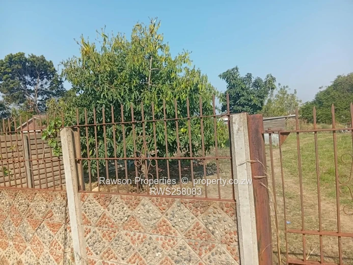 Ruwa Stand For Sale. (Sole Mandate)
