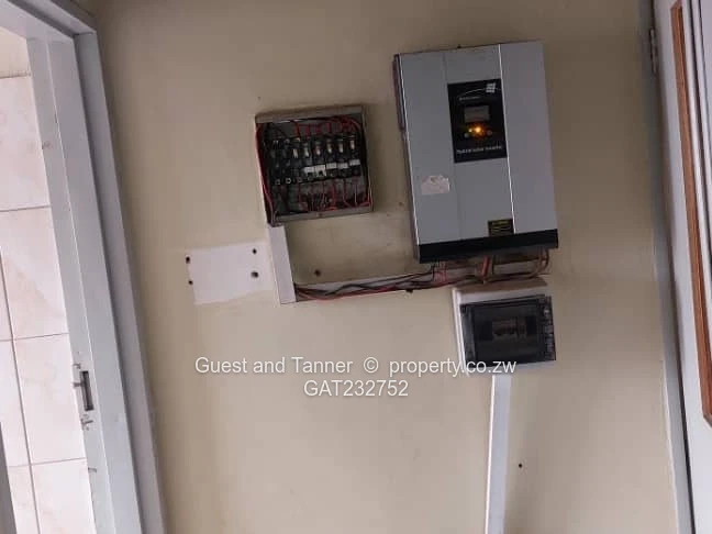 Glen View 1 Riverside 4-BR House for Sale Near Harare – Secure Home with Solar and Developer Cession