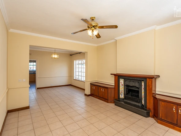 4 Bedroom Garden Flat