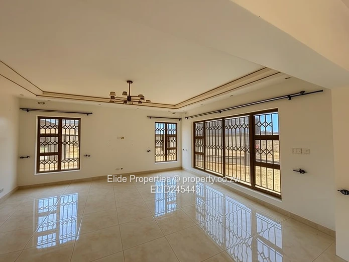 Tynwald: 4-Bed Tiled Split-Level Home with En-suite