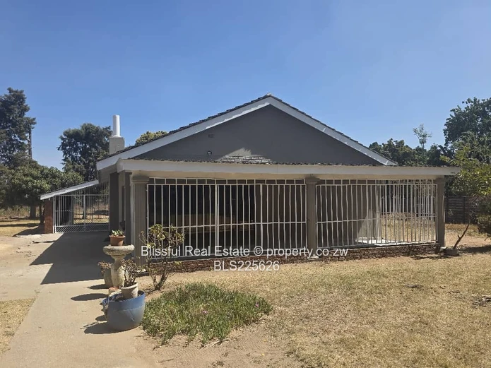 Recently Renovated 3 bedroomed house