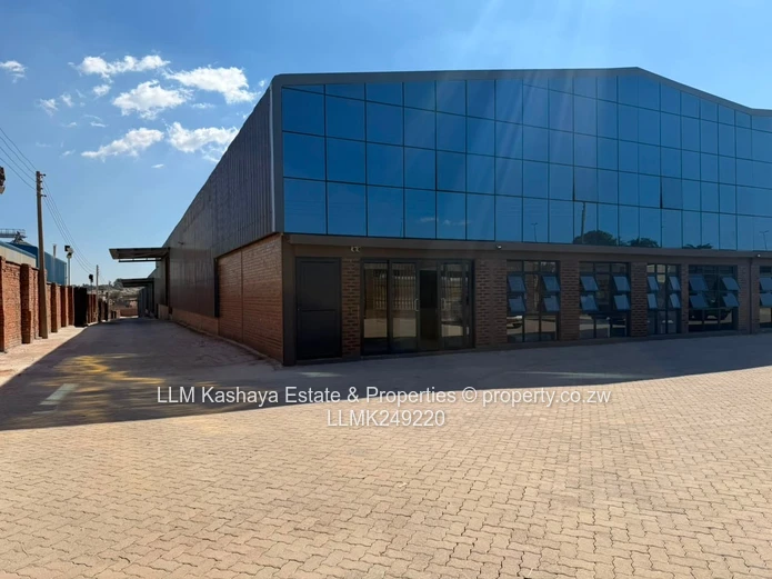 Newly Built Warehouse To Let