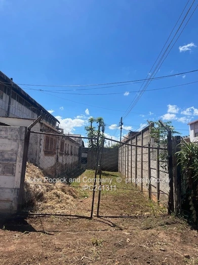 Conveniently situated Factory Warehouse 