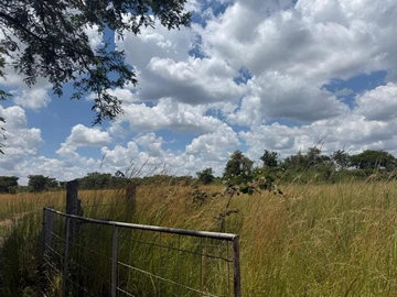 Farm & Agricultural Land
