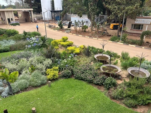 3 Bedroom Flat & Apartment