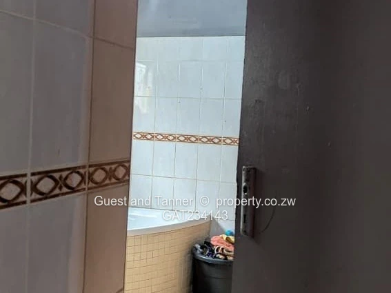 Tiled 3-bedroomed house for sale in Mbundane near Bulawayo