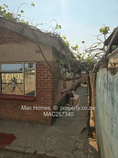 House for sale in zengeza