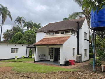 6 Bedroom House