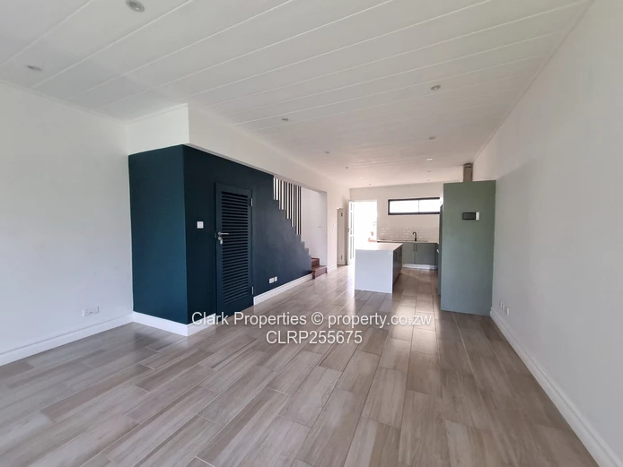Modern And Cosy Duplex Garden Flat!
