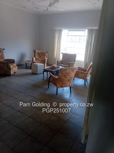Main Residence And Cottage In Beitbridge