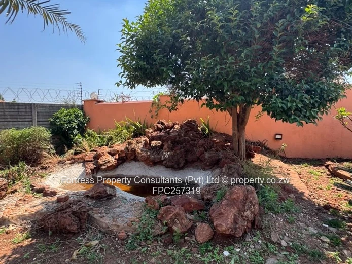 5-Bed House for Rent in Westgate