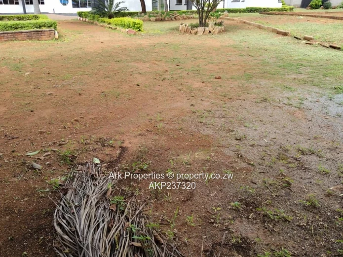 Stand for Sale in Philadelphia, Harare (Sole Mandate)