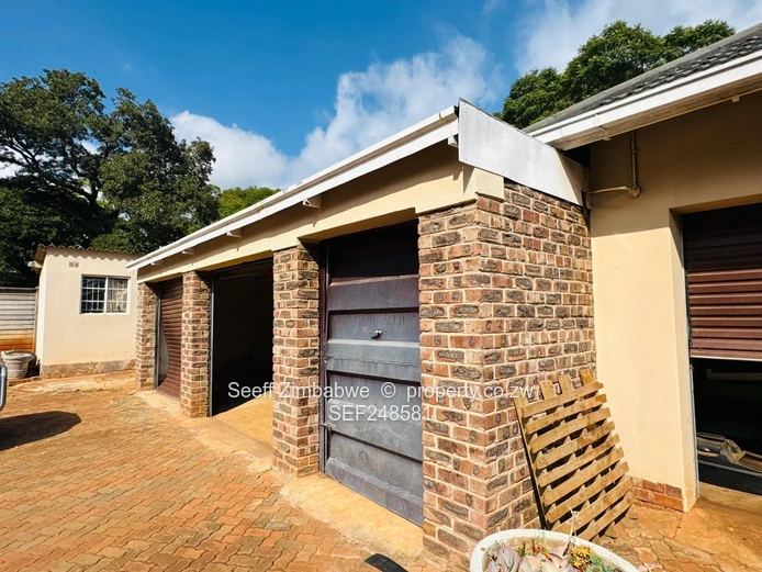 Prime Rolf Valley: Massive 7-Bedroom Property with High-Yield Potential