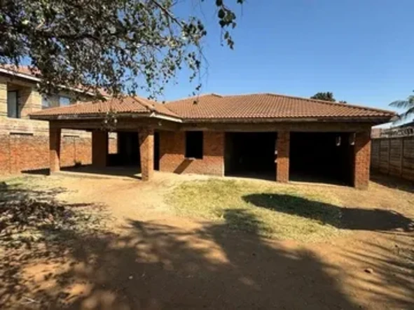 2 Unit Townhouse Complex