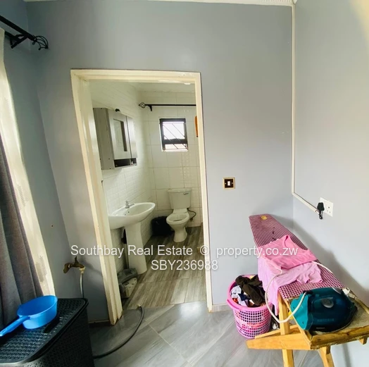 Budiriro Cabs house to let