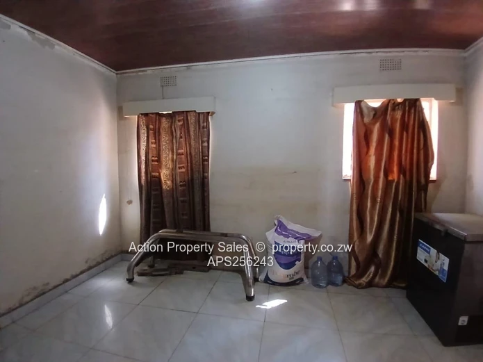 6936 Square Meters Of Land! 