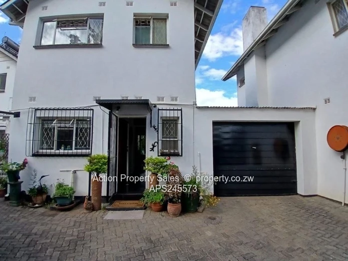 Fully Furnished 2 Bed Garden Flat! 