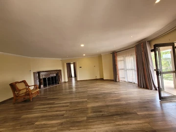 8 Bedroom House