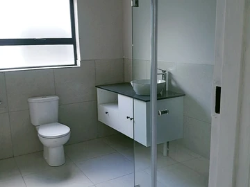 3 Bedroom Garden Flat