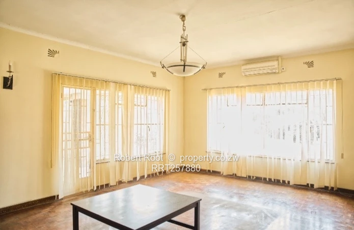 Commercial or Residential Potential in Avondale