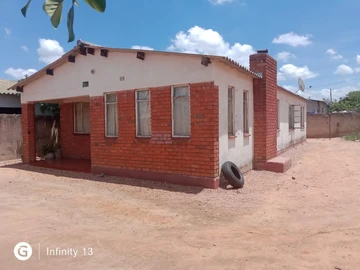 Pumula South House For Sale 