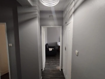 3 Bedroom Flat & Apartment