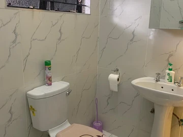 8 Bedroom House