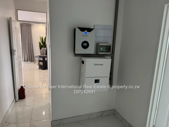 Mabvazuva phase 1 house 4 beds available for rent $750