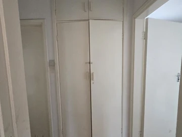 Flat & Apartment