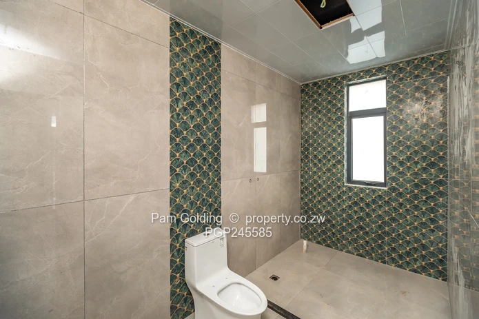 PRICE REDUCED — Upmarket Townhouses for Sale in Highlands