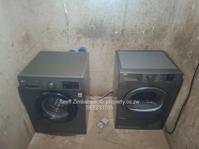 Ganges Road Frontage