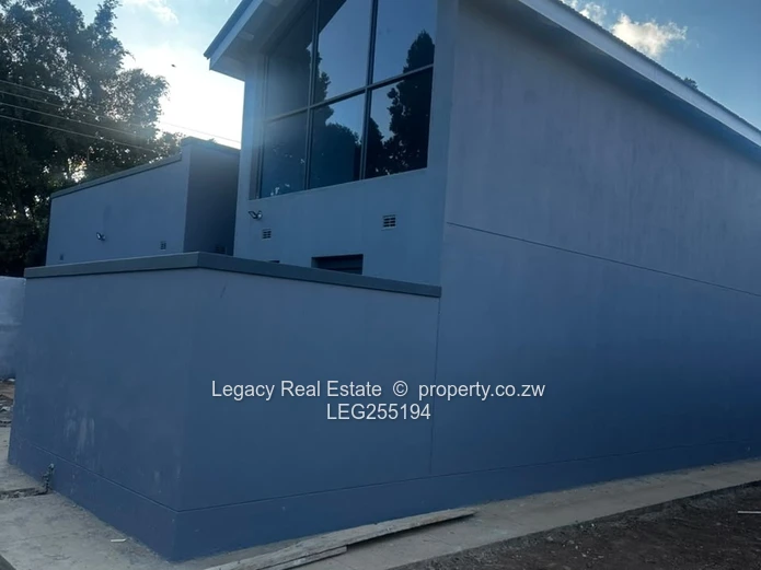 Mount Pleasant 3-Bed Townhouse with Double-Height Kitchen