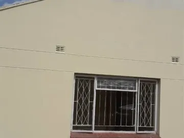 3 Bedroom Flat & Apartment