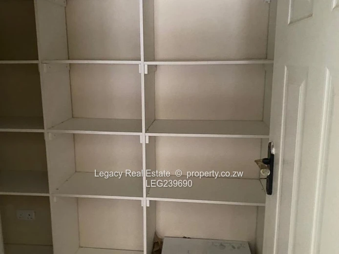 Modern 4-Bedroom Townhouse In Secure Marlborough Complex