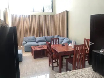 3 Bedroom Flat & Apartment
