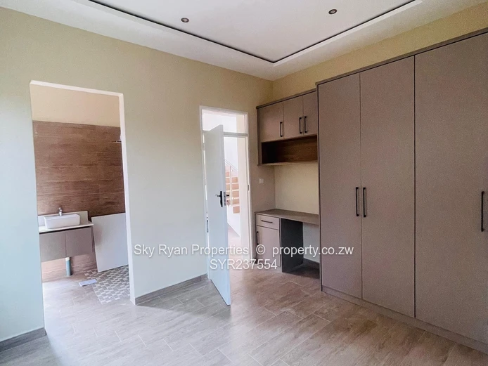 Monavale Pagomo Mews Villa For Sale 