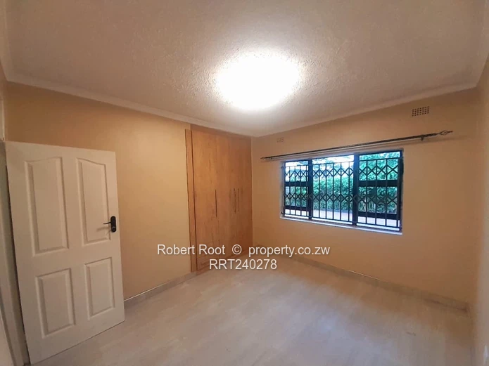 4 Bedroom House to rent in Cranborne.