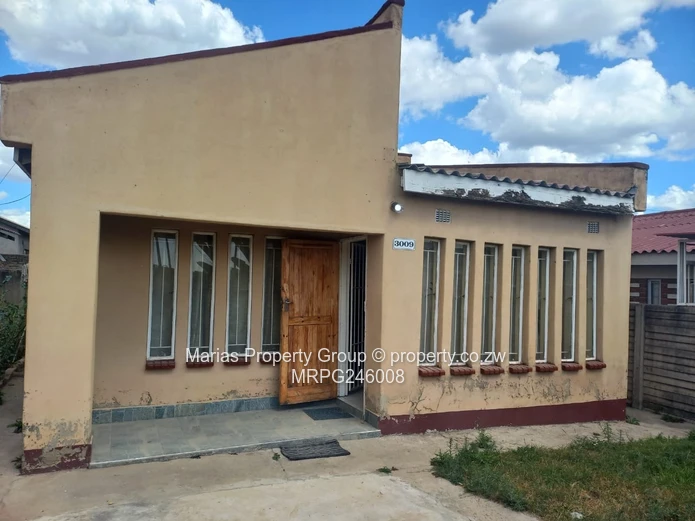 Fully Furnished 3-Bed Townhouse with Borehole, St Marys