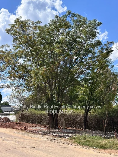 Eastlea land for sale with clean deed, Subdivision permit and approved plans for flats