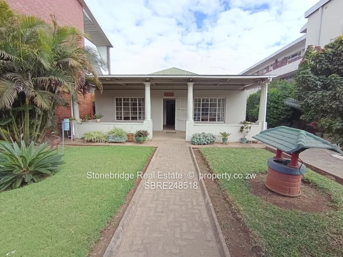 Townhouse for Commercial use in Bulawayo CBD for sale