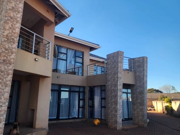 7 Bedroom House