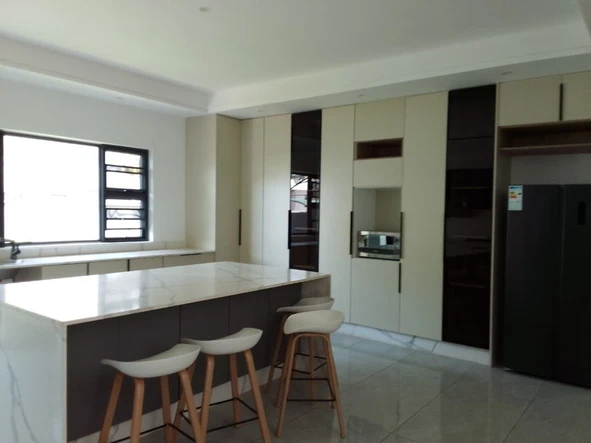 8 Unit Townhouse Complex