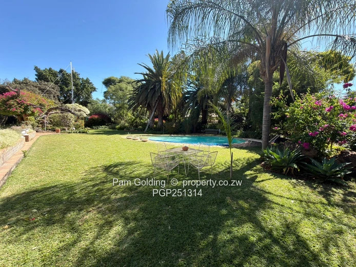 Spacious 4-Bed Hillcrest Home on 3,946 m² — Pool & Borehole
