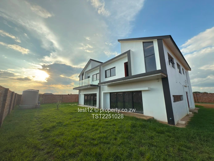 Haydon Park Duplex Apartments For Sale  (Sole Mandate)
