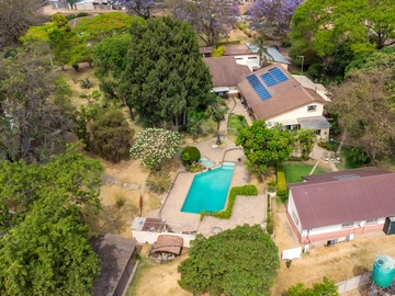 12 Bedroom House