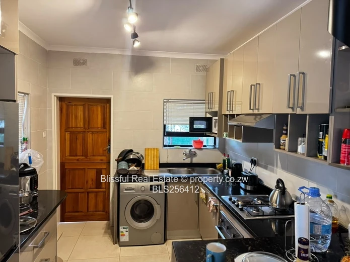 4 bedroom house for sale in Chisipite, Harare